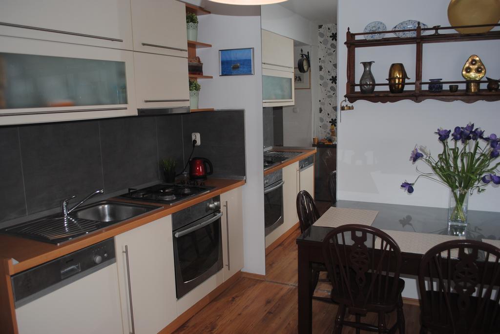 Apartment Optimist Makarska Quarto foto